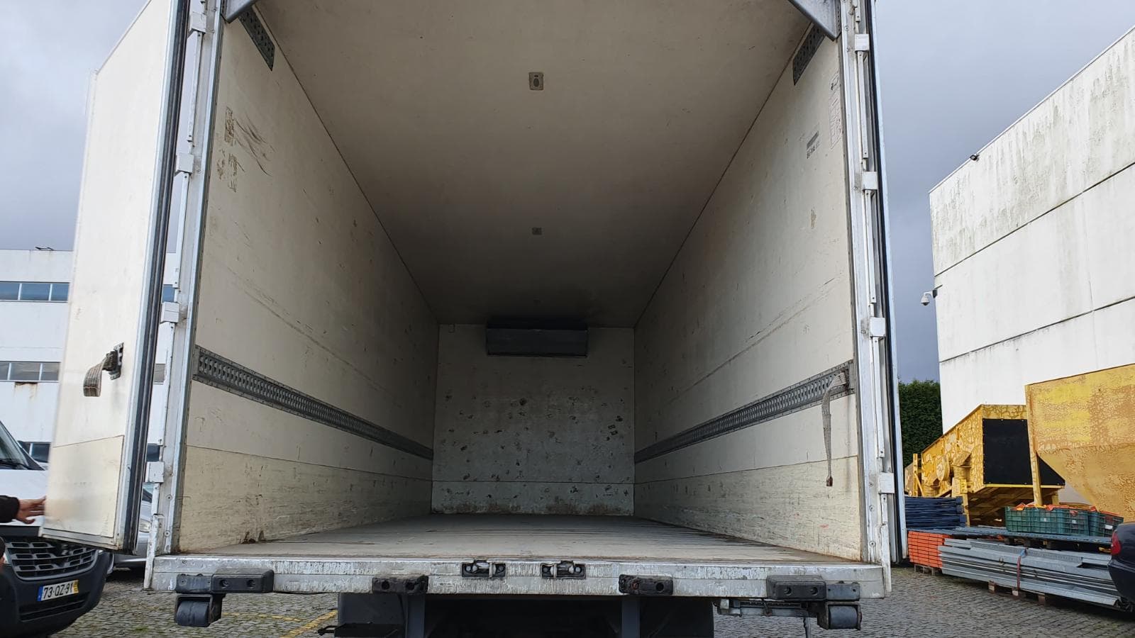 Iveco ML120 E22 · Ano 2010 — imagem 7