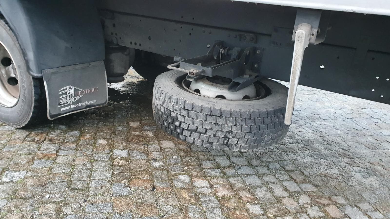 Iveco ML120 E22 · Ano 2010 — imagem 15