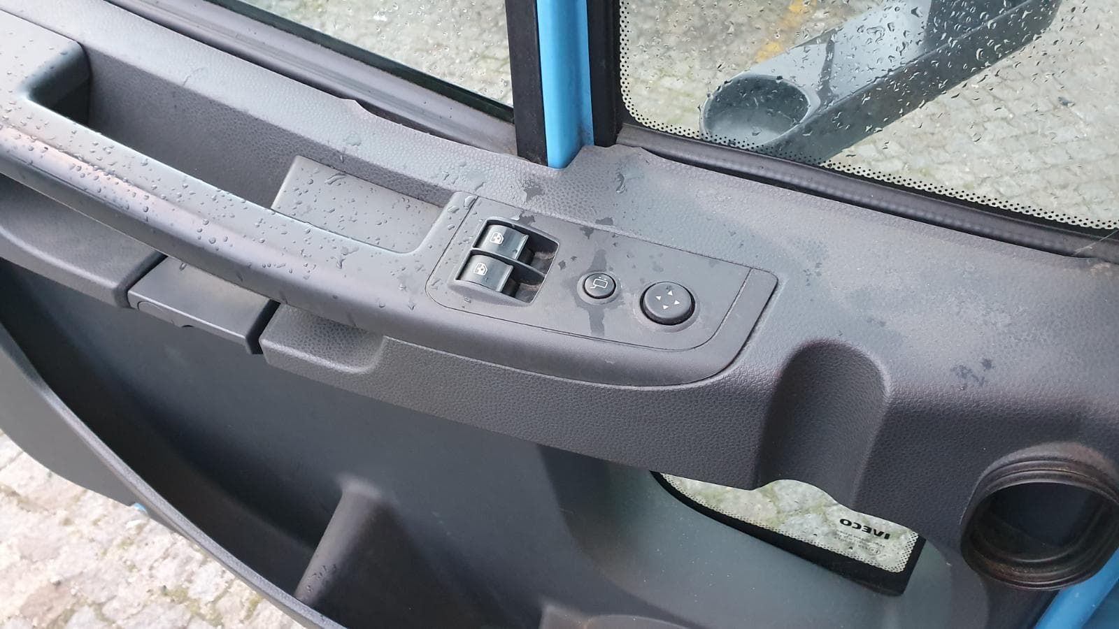 Iveco ML120 E22 · Ano 2010 — imagem 33