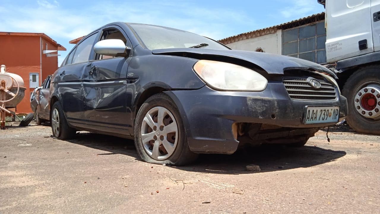 Hyundai Accent ·