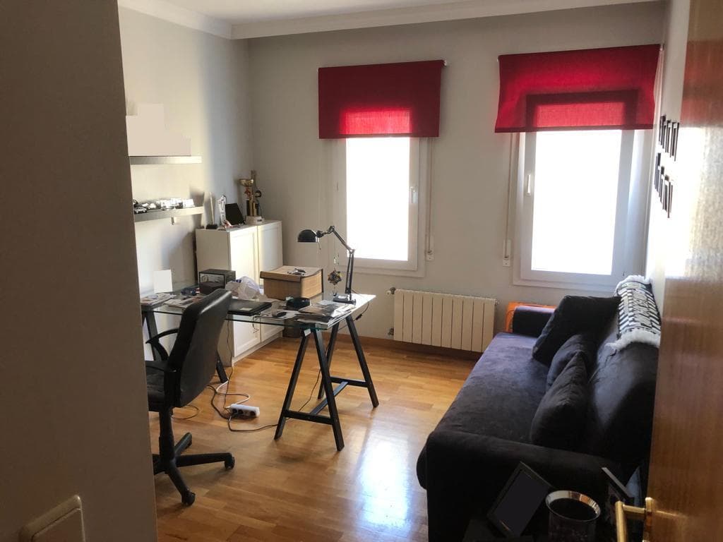 Apartamento T3 com Garagem  · Vila Nova de Gaia — image 7