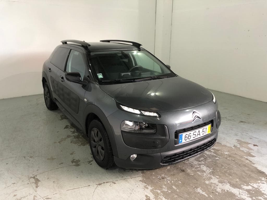 Citroën C4 Cactus 1.2 · Ano 2016  66-SA-51 — imagem 3