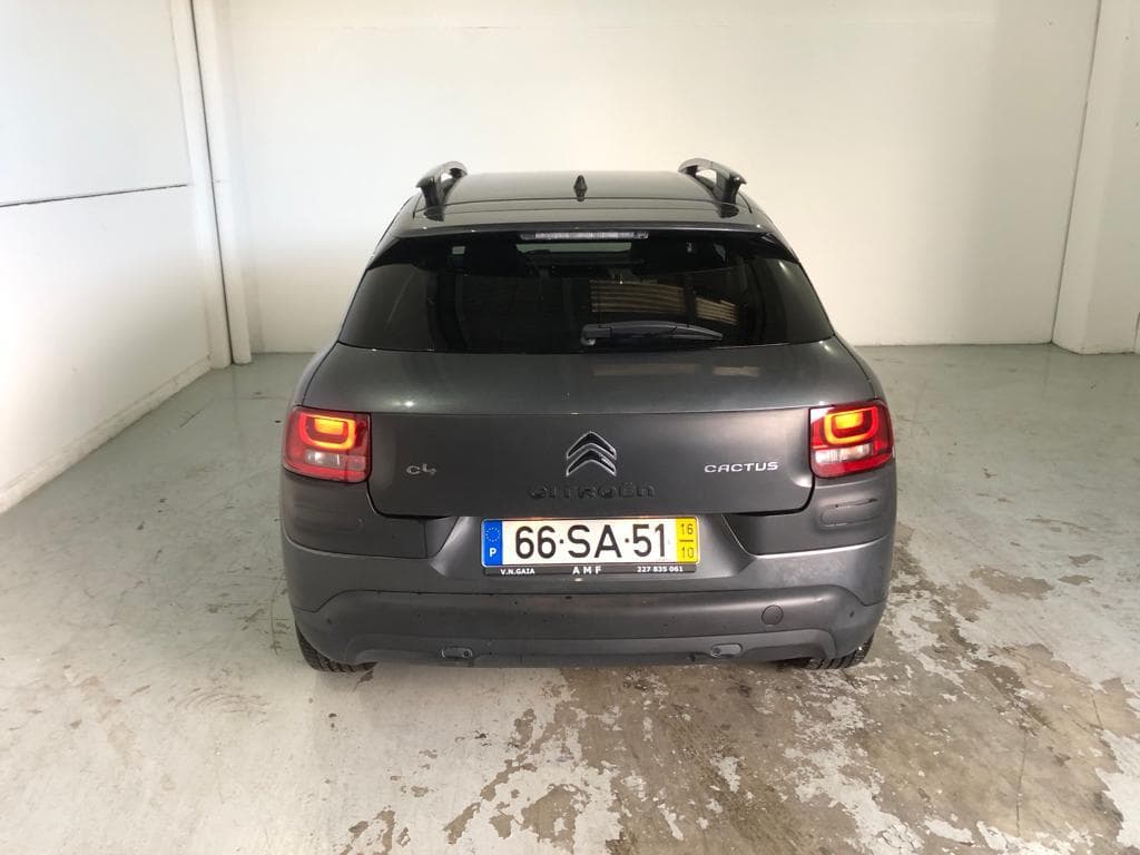 Citroën C4 Cactus 1.2 · Ano 2016  66-SA-51 — imagem 5