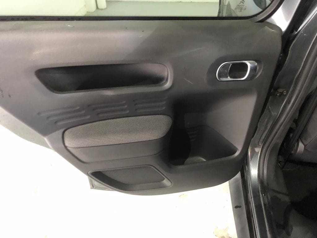 Citroën C4 Cactus 1.2 · Ano 2016  66-SA-51 — imagem 35
