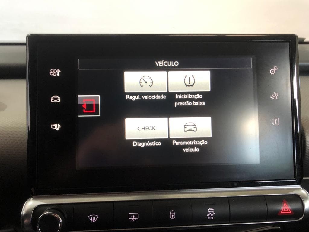 Citroën C4 Cactus 1.2 · Ano 2016  66-SA-51 — imagem 37