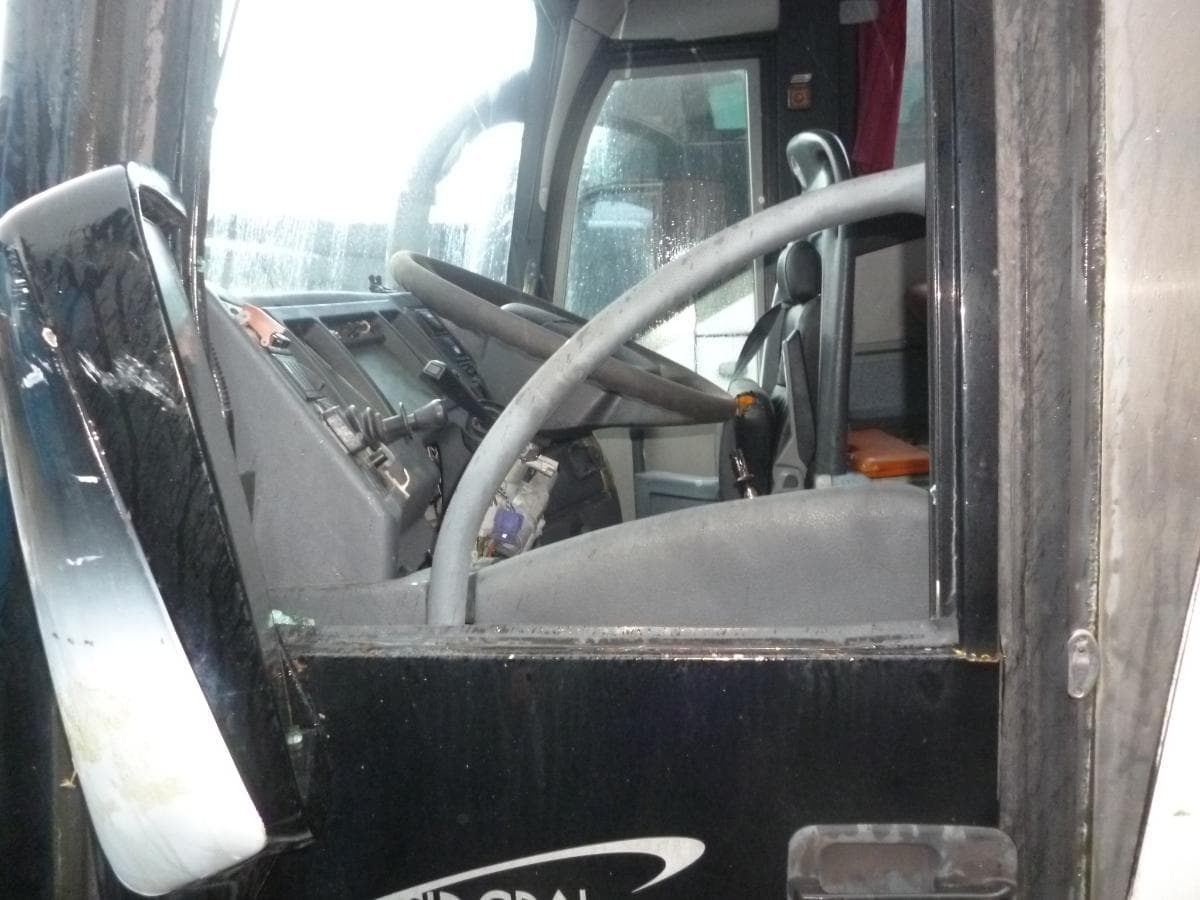 Autocarro VOLVO B12B — imagem 8