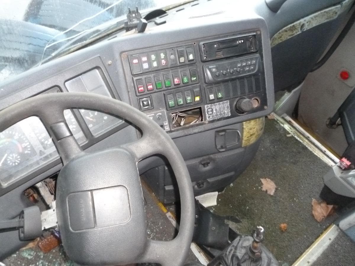 Autocarro VOLVO B12B — imagem 11
