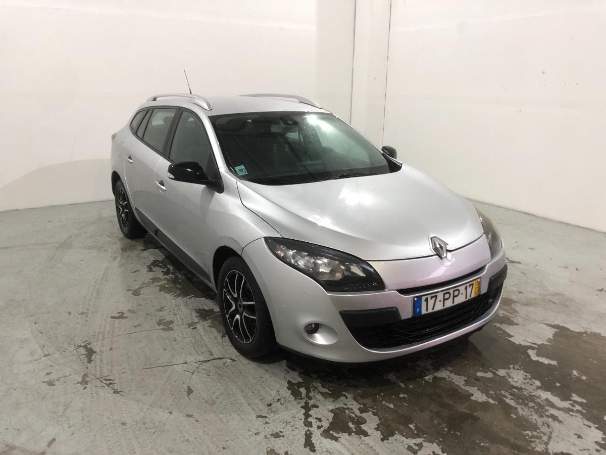Renault Mégane 1.5DCI · Ano 2012 — image 3