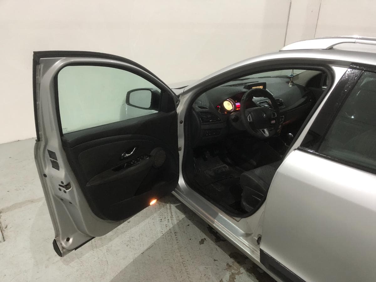 Renault Mégane 1.5DCI · Ano 2012 — image 19