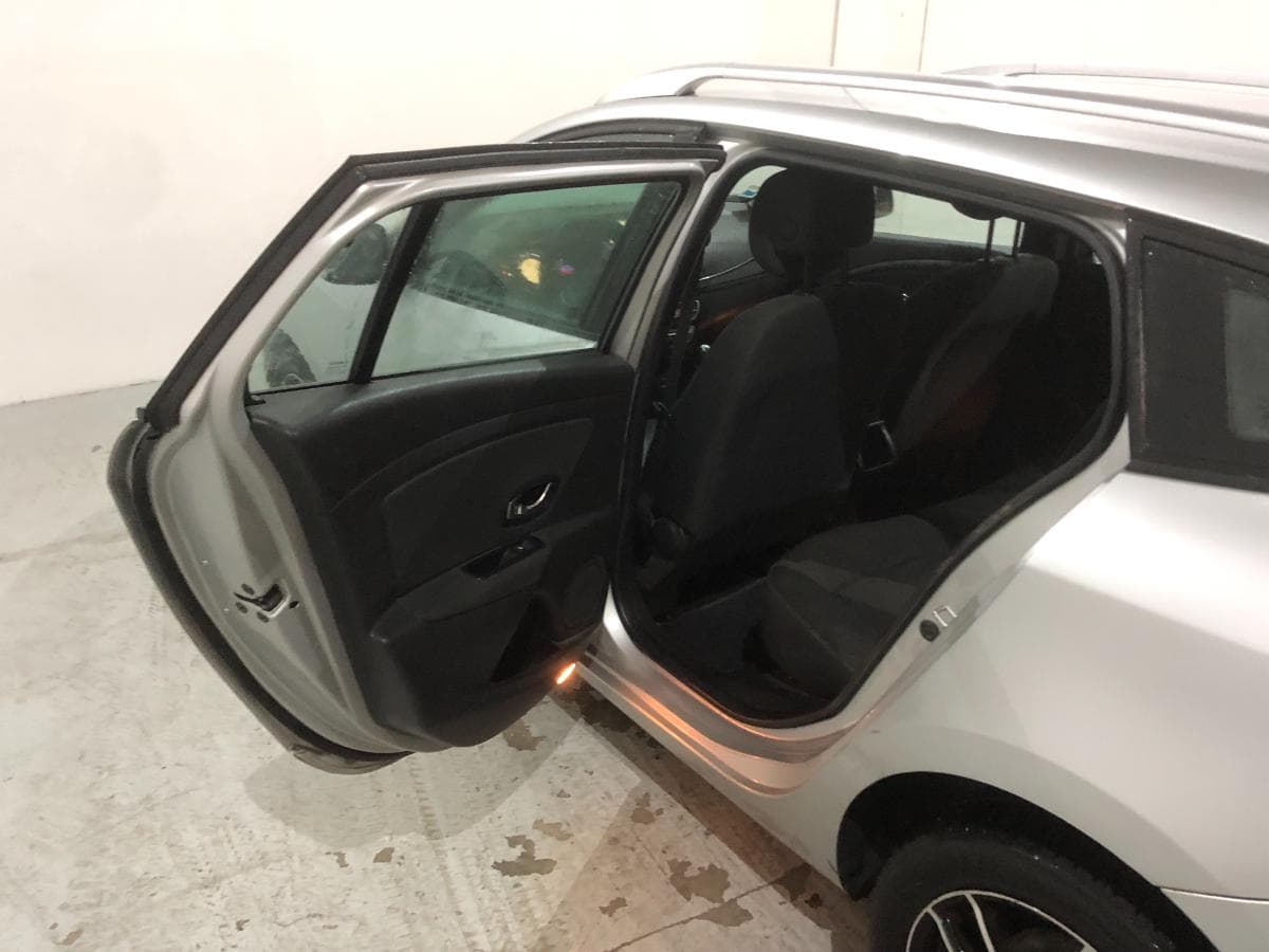 Renault Mégane 1.5DCI · Ano 2012 — image 21