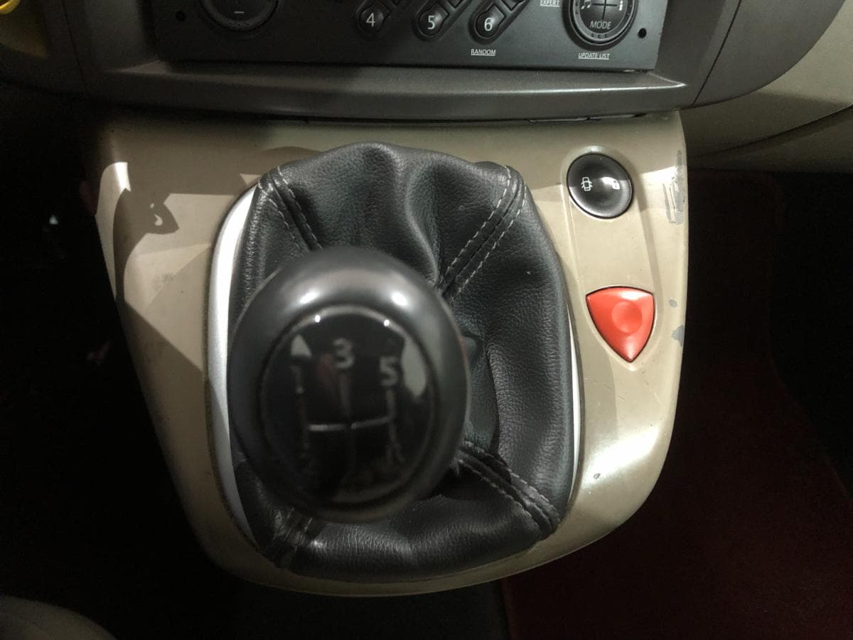 Renault Scénic 1.5DCI · Ano 2007 — image 32