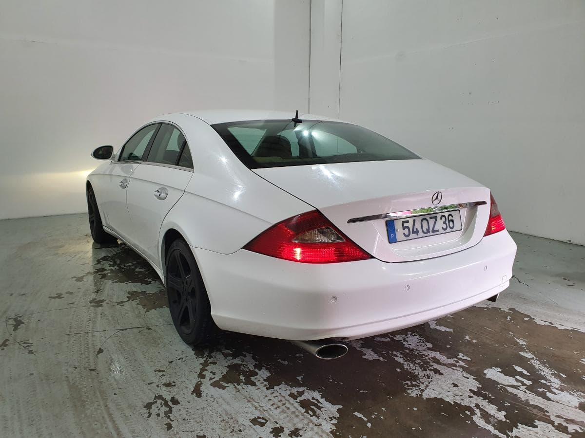 Mercedes-Benz 320 CDI · Ano 2005 — imagen 8