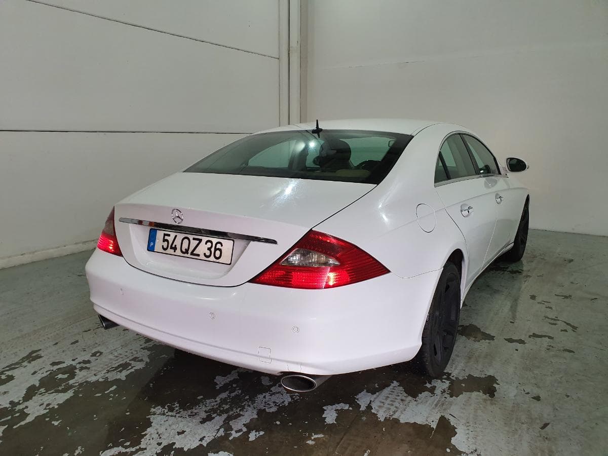 Mercedes-Benz 320 CDI · Ano 2005 — imagen 6