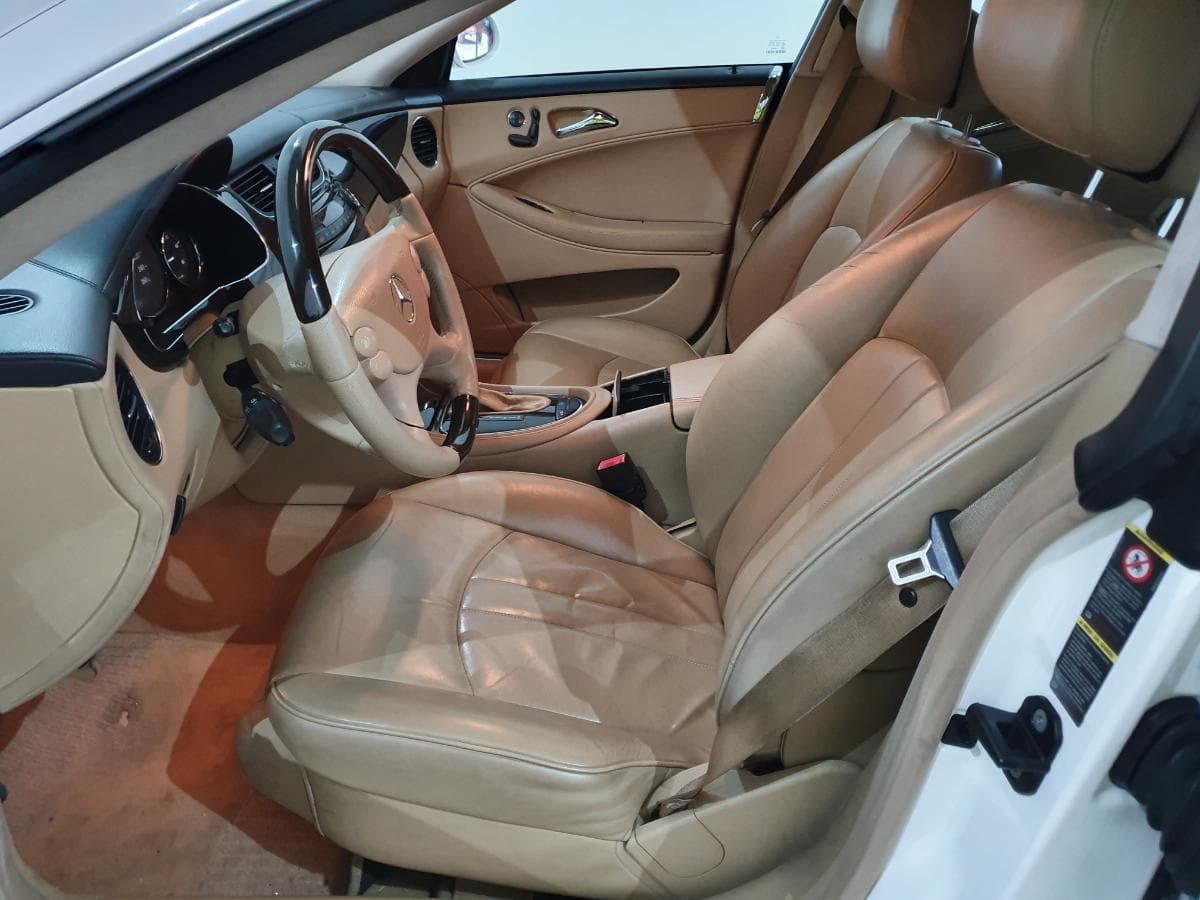 Mercedes-Benz 320 CDI · Ano 2005 — imagen 31