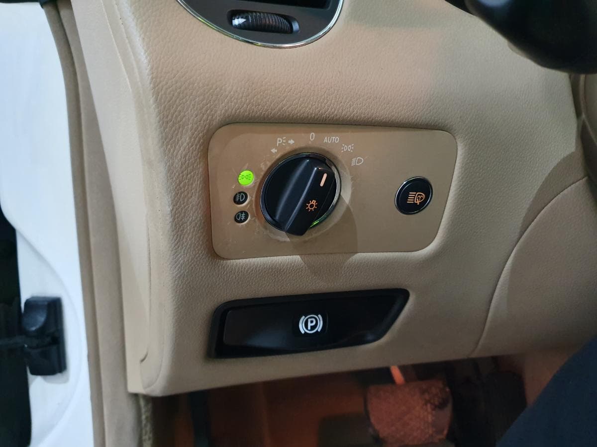 Mercedes-Benz 320 CDI · Ano 2005 — imagen 32
