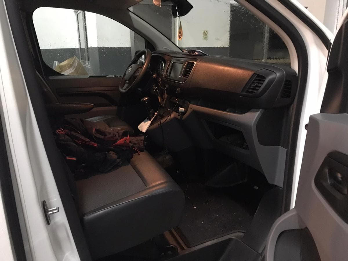 Opel Vivaro 1.5 CDTI · Ano 2021 — image 17