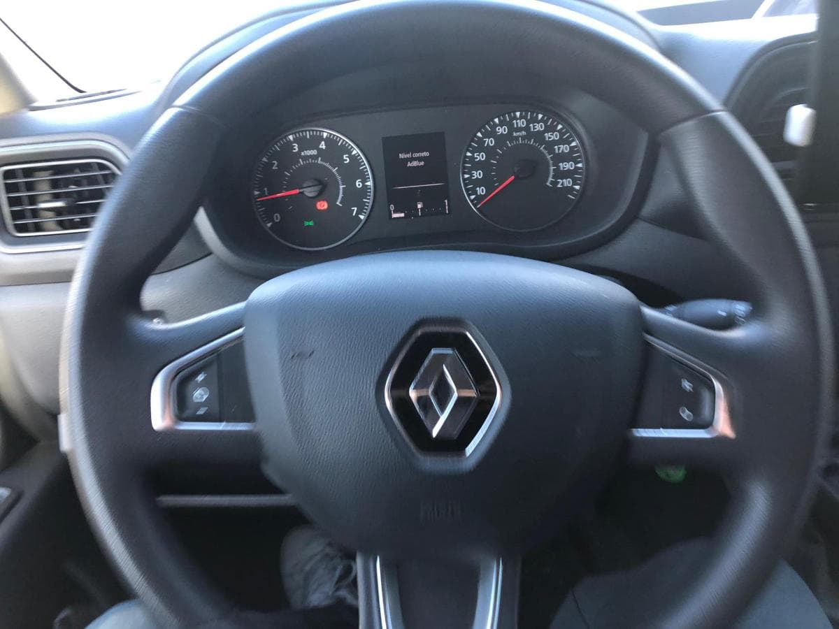 Renault Master 2.3 DCI · Ano 2021 — imagem 16