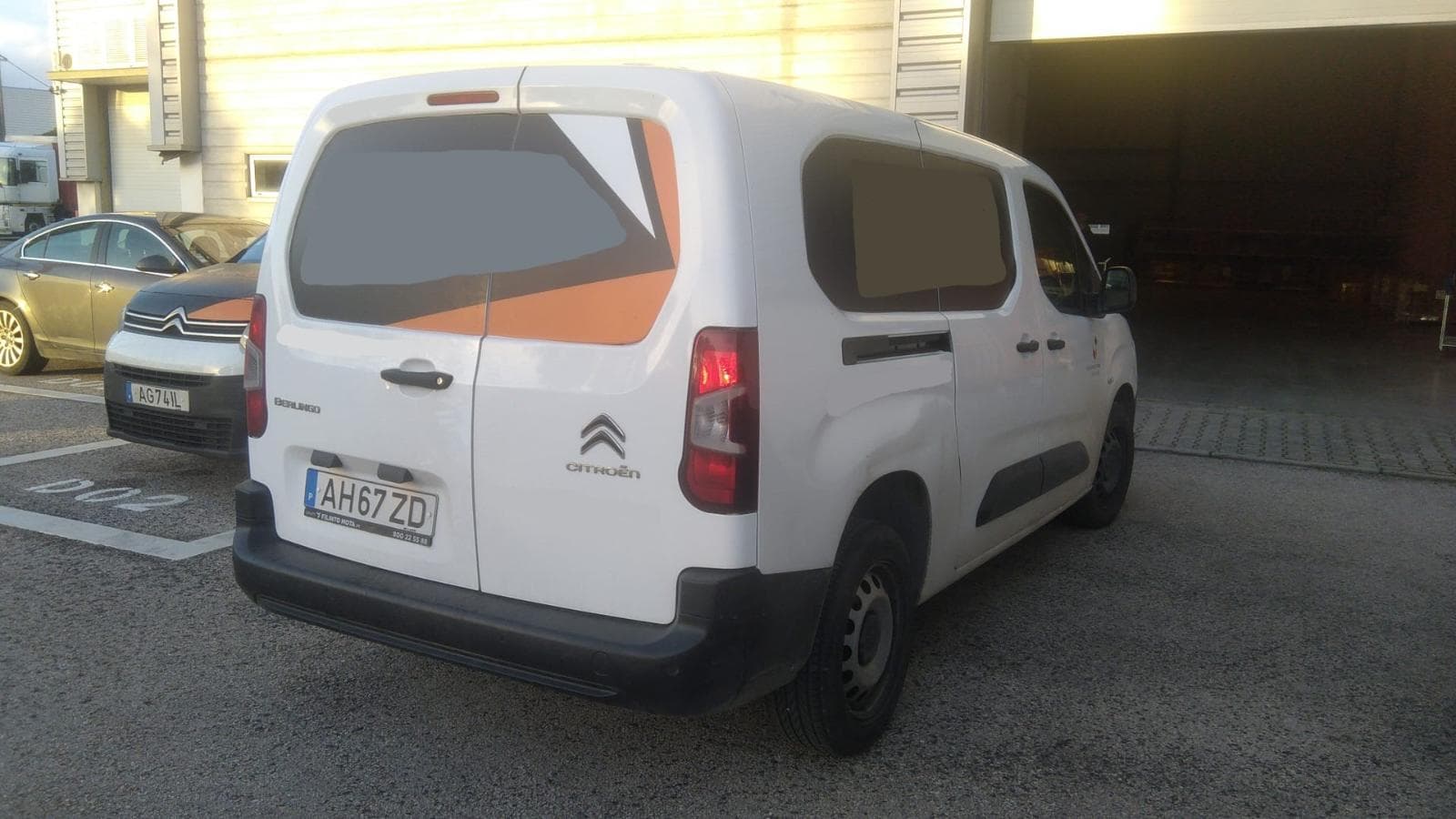 Citroën Berlingo Van 1.5 BlueHDI · Ano 2021 — imagem 2
