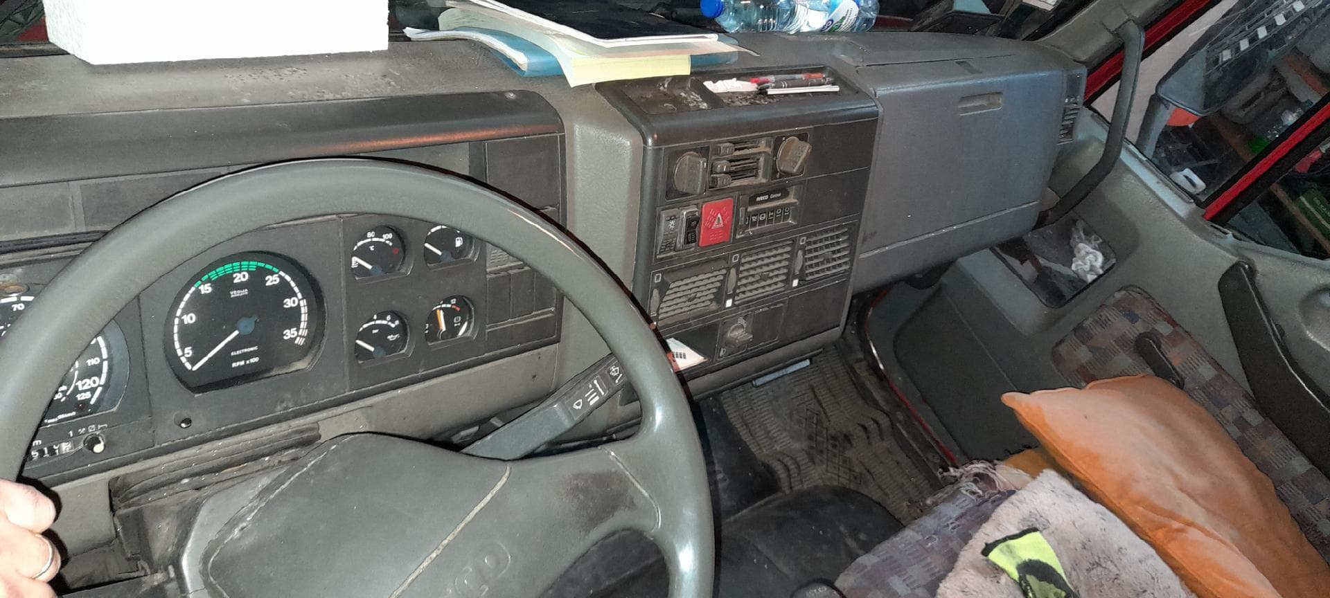 Iveco Eurocargo 100E15 — image 11