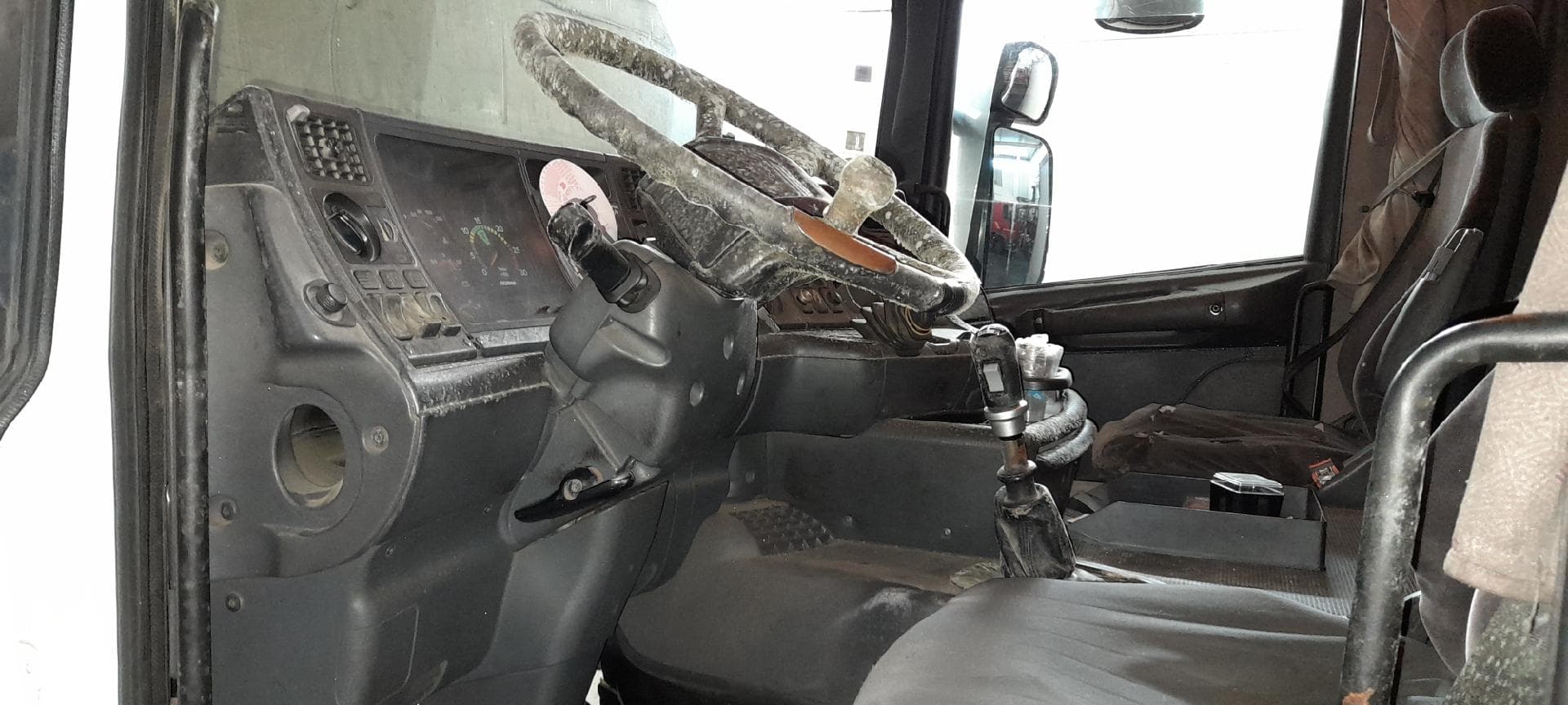 Scania 420 124L — imagen 10