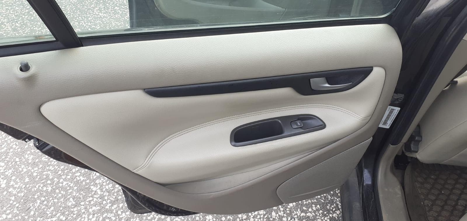 Volvo S60 2.4 D5 · Ano 2003 — imagen 18