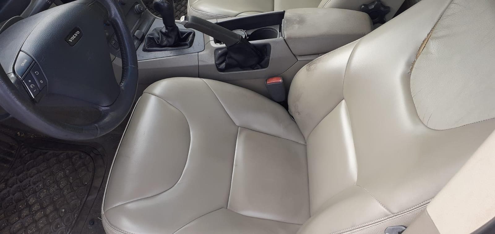 Volvo S60 2.4 D5 · Ano 2003 — imagen 15