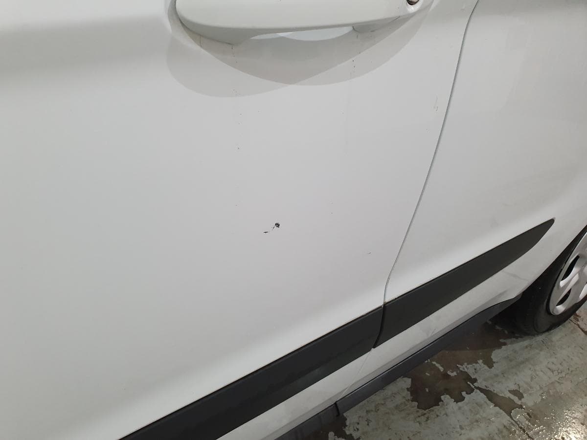 Ford Transit Courier 1.5 TDCI — imagem 14