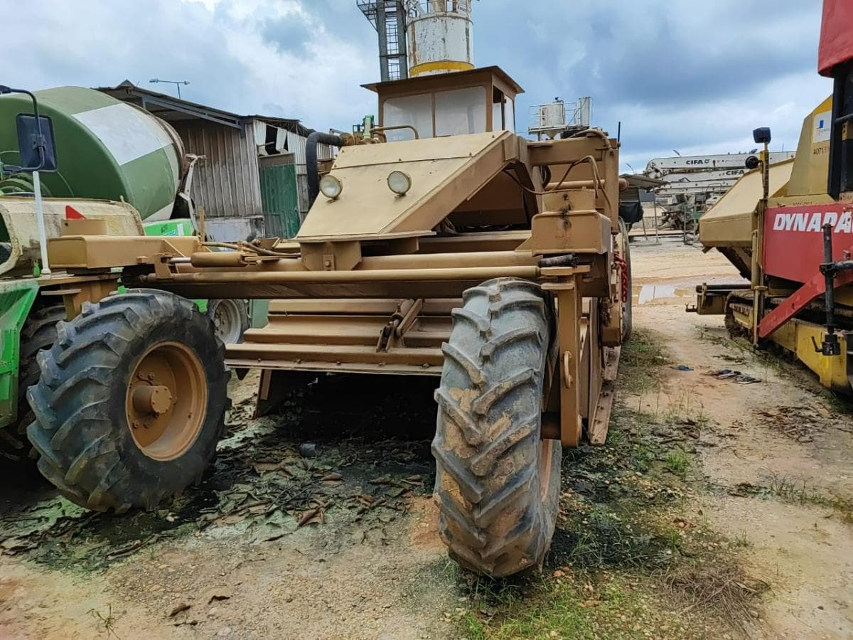 Misturadora/Recicladora CATERPILLAR SS 250 — image 6