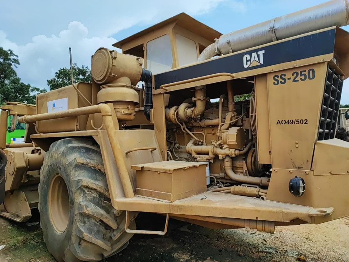 Misturadora/Recicladora CATERPILLAR SS 250 — image 5