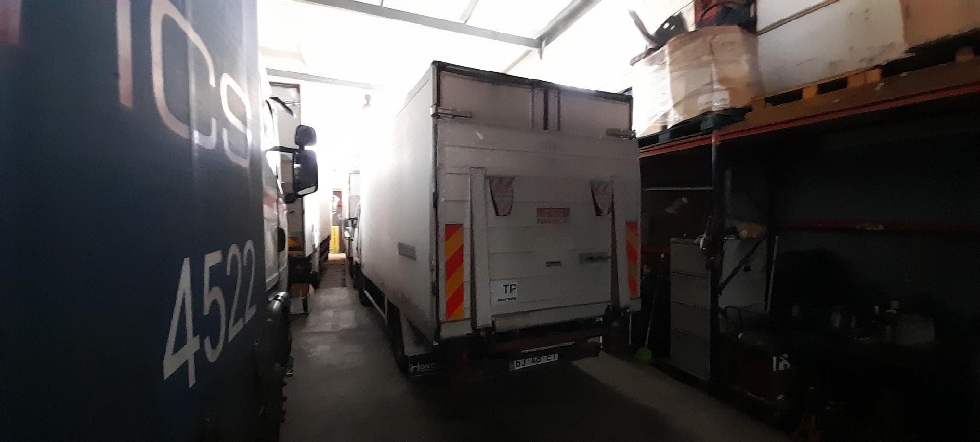 Mitsubishi Canter — image 1