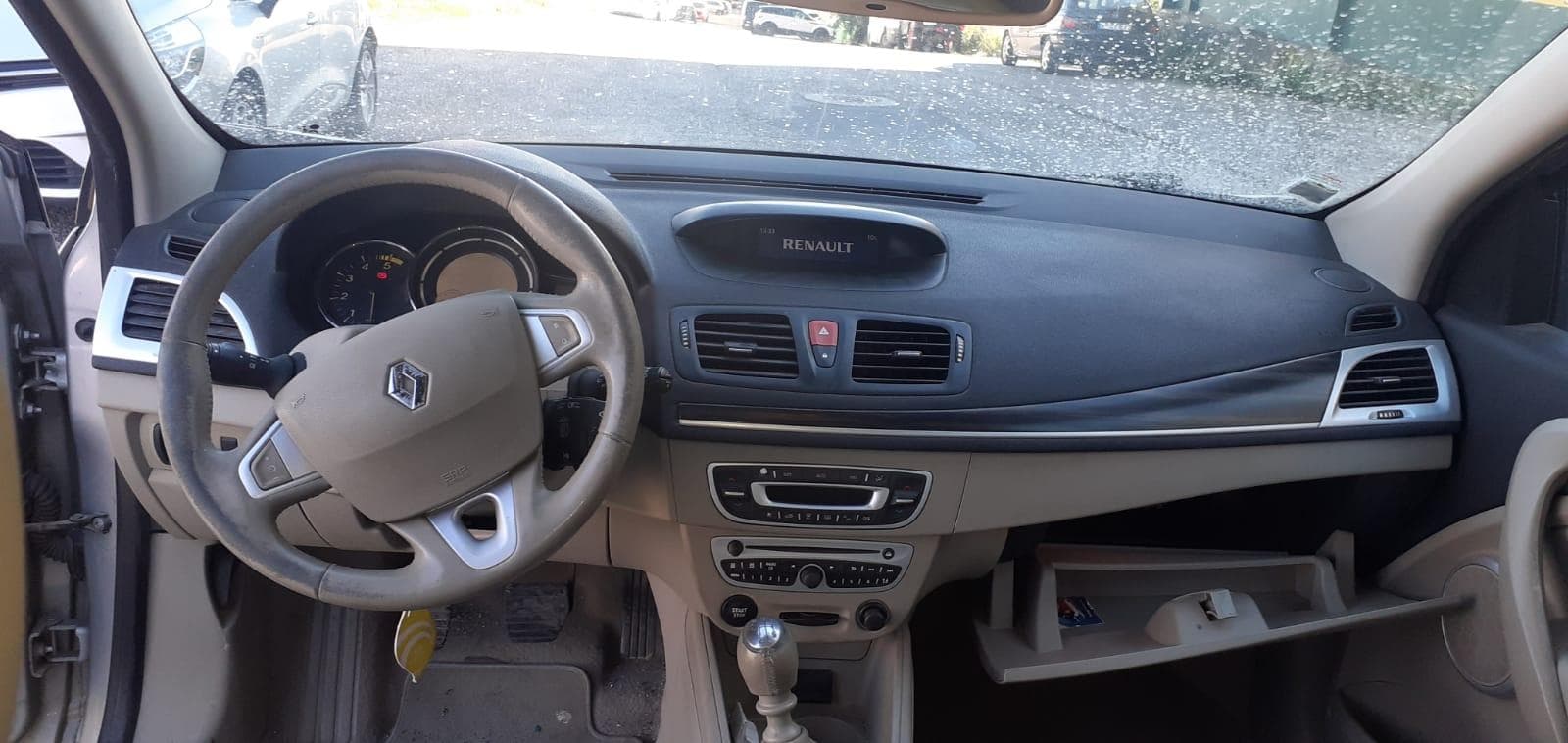 Renault Mégane 1.5DCI · Ano 2012 — image 18