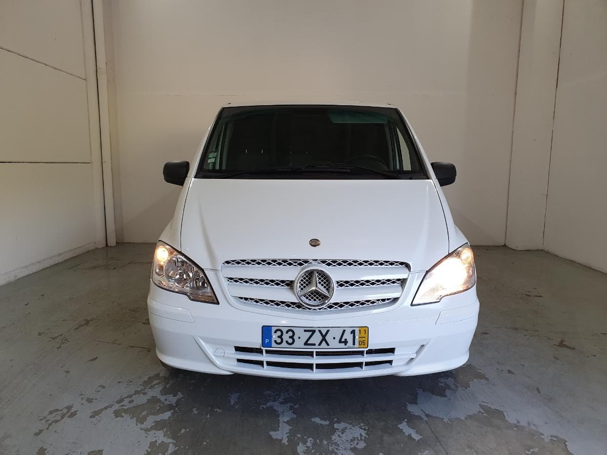 Mercedes-Benz Vito 2.2 CDI · Ano 2011 — imagen 2