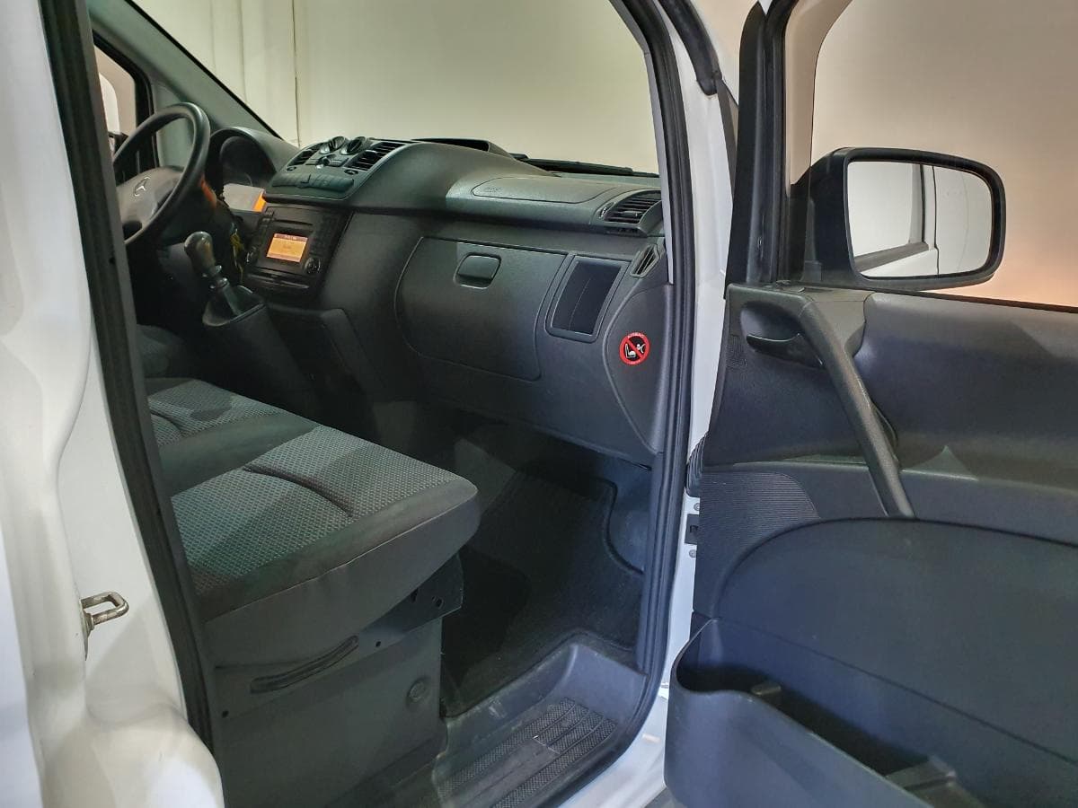 Mercedes-Benz Vito 2.2 CDI · Ano 2011 — imagen 22