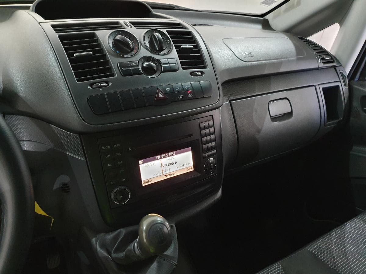Mercedes-Benz Vito 2.2 CDI · Ano 2011 — imagen 27
