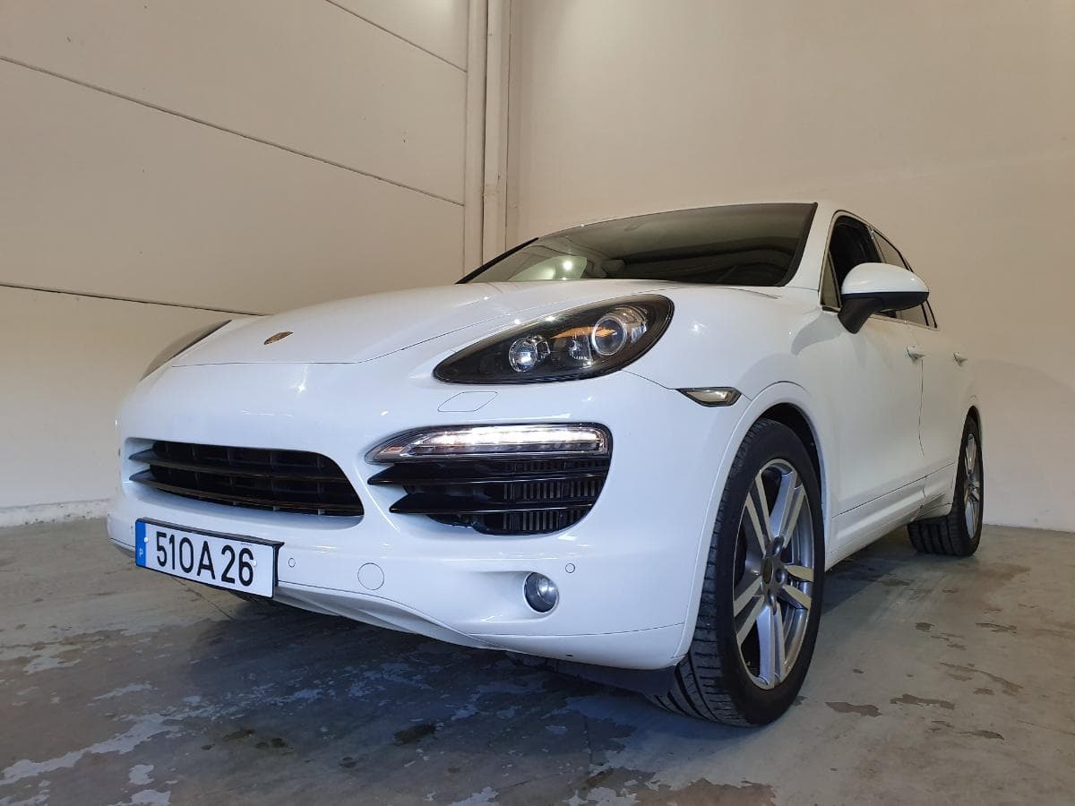 Porsche Cayenne 3.0D · Ano 2013 — imagem 4