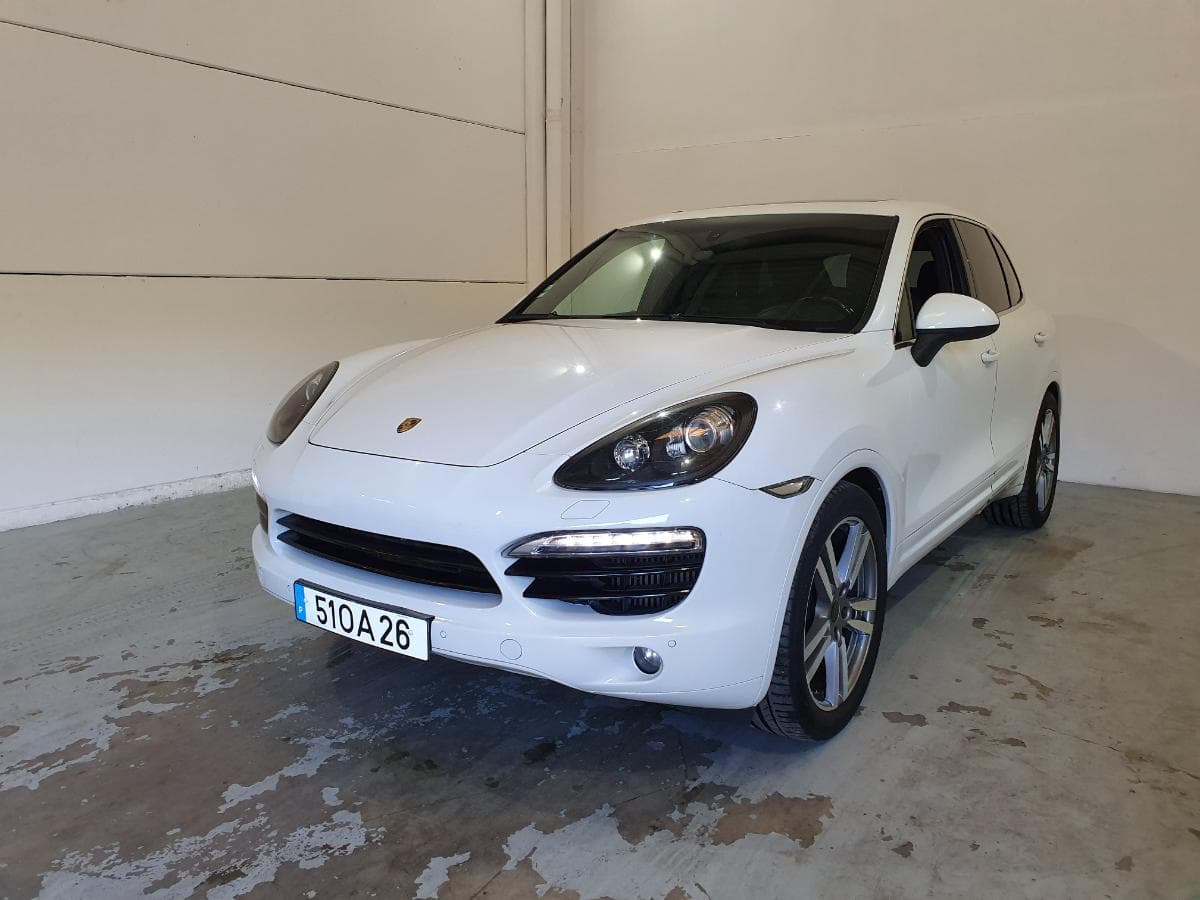 Porsche Cayenne 3.0D · Ano 2013 — imagem 3