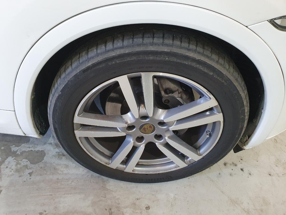 Porsche Cayenne 3.0D · Ano 2013 — imagem 16
