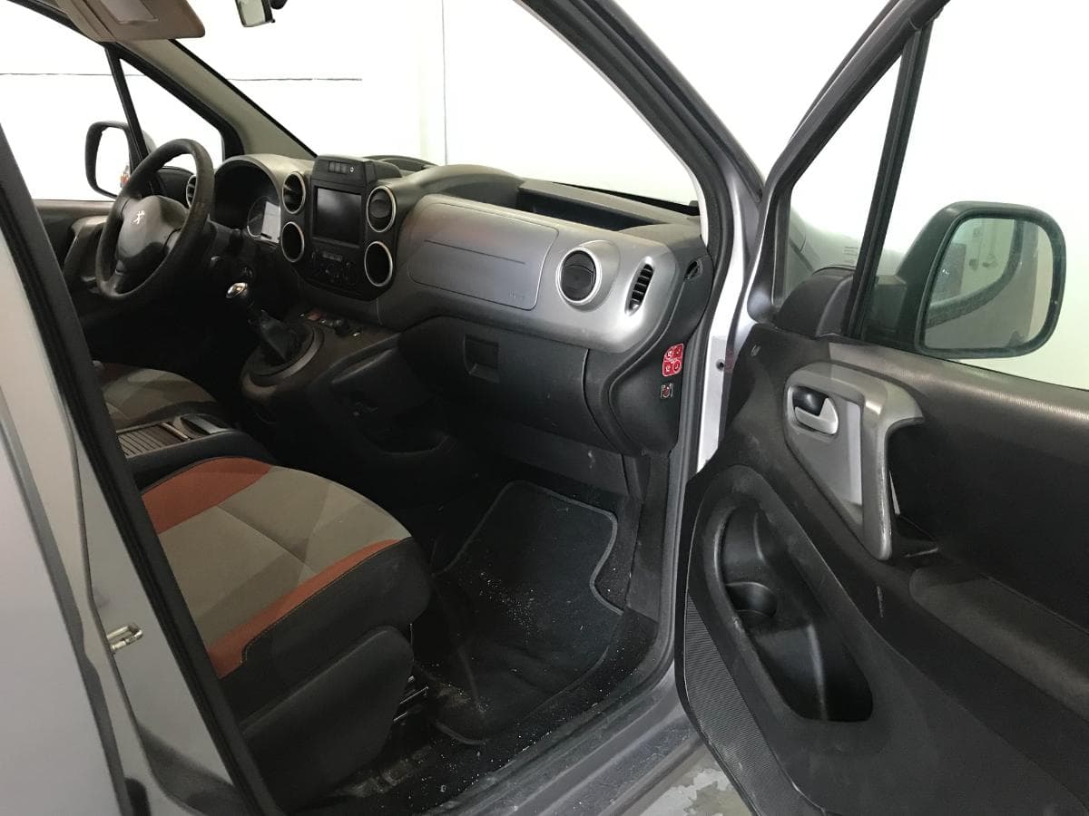 Peugeot Partner 1.6 Blue HDI — image 21