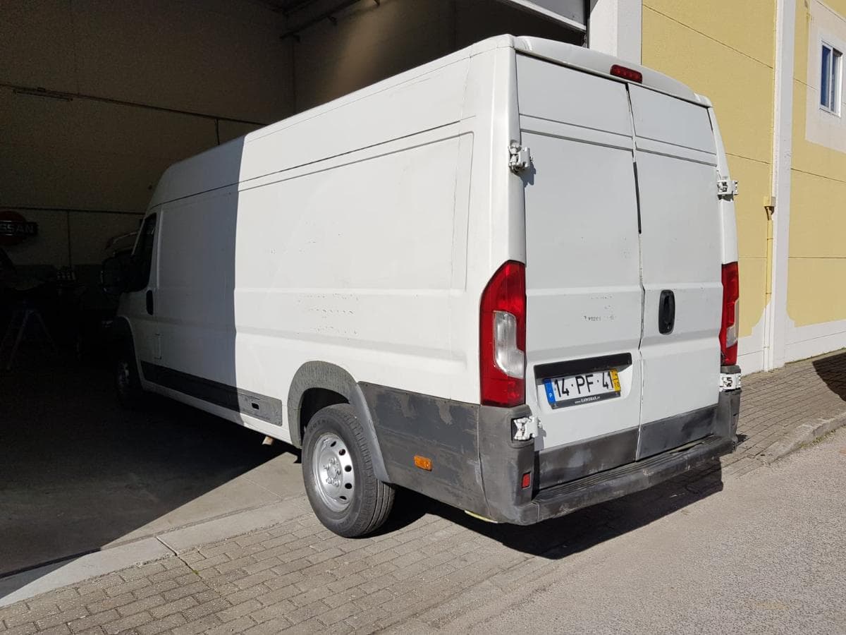 Peugeot Boxer Van (250) 2.2 HDI · Ano 2014 — imagem 13