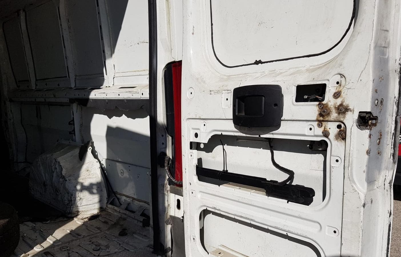 Peugeot Boxer Van (250) 2.2 HDI · Ano 2014 — imagem 18