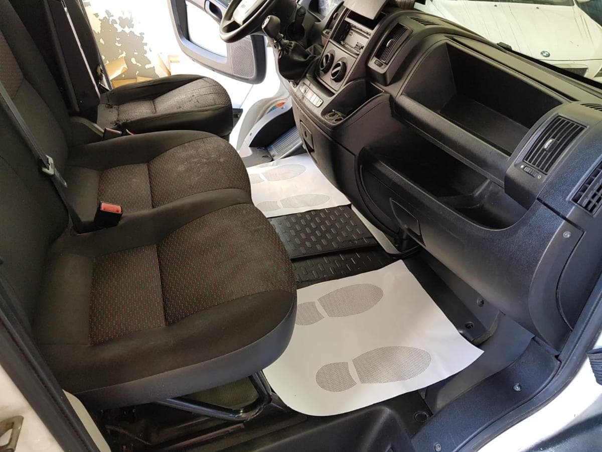 Peugeot Boxer Van (250) 2.2 HDI · Ano 2014 — imagem 22