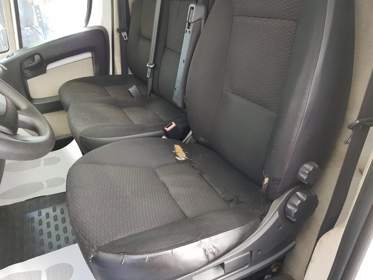 Peugeot Boxer Van (250) 2.2 HDI · Ano 2014 — imagem 23