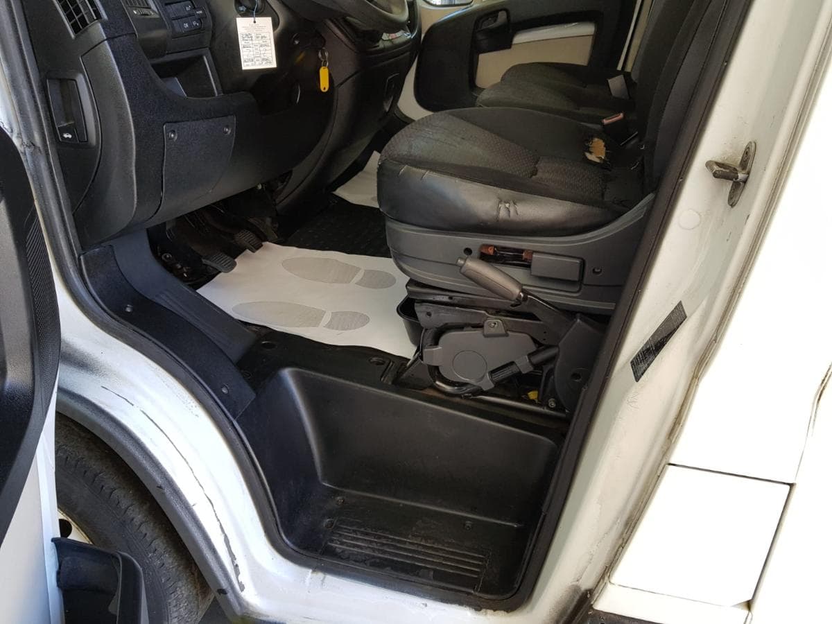 Peugeot Boxer Van (250) 2.2 HDI · Ano 2014 — imagem 24