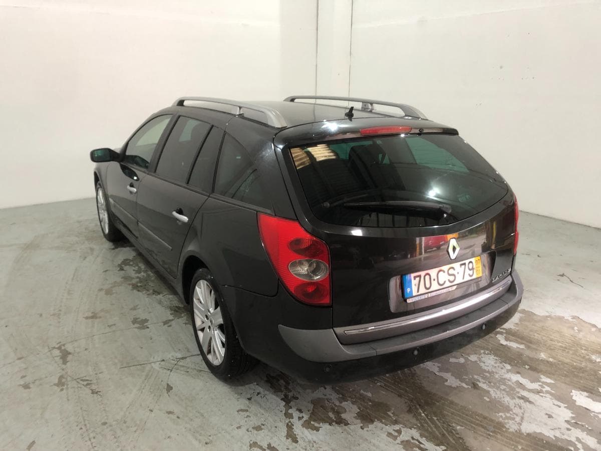 Renault Laguna 2.0 DCI · Ano 2007 — imagen 6