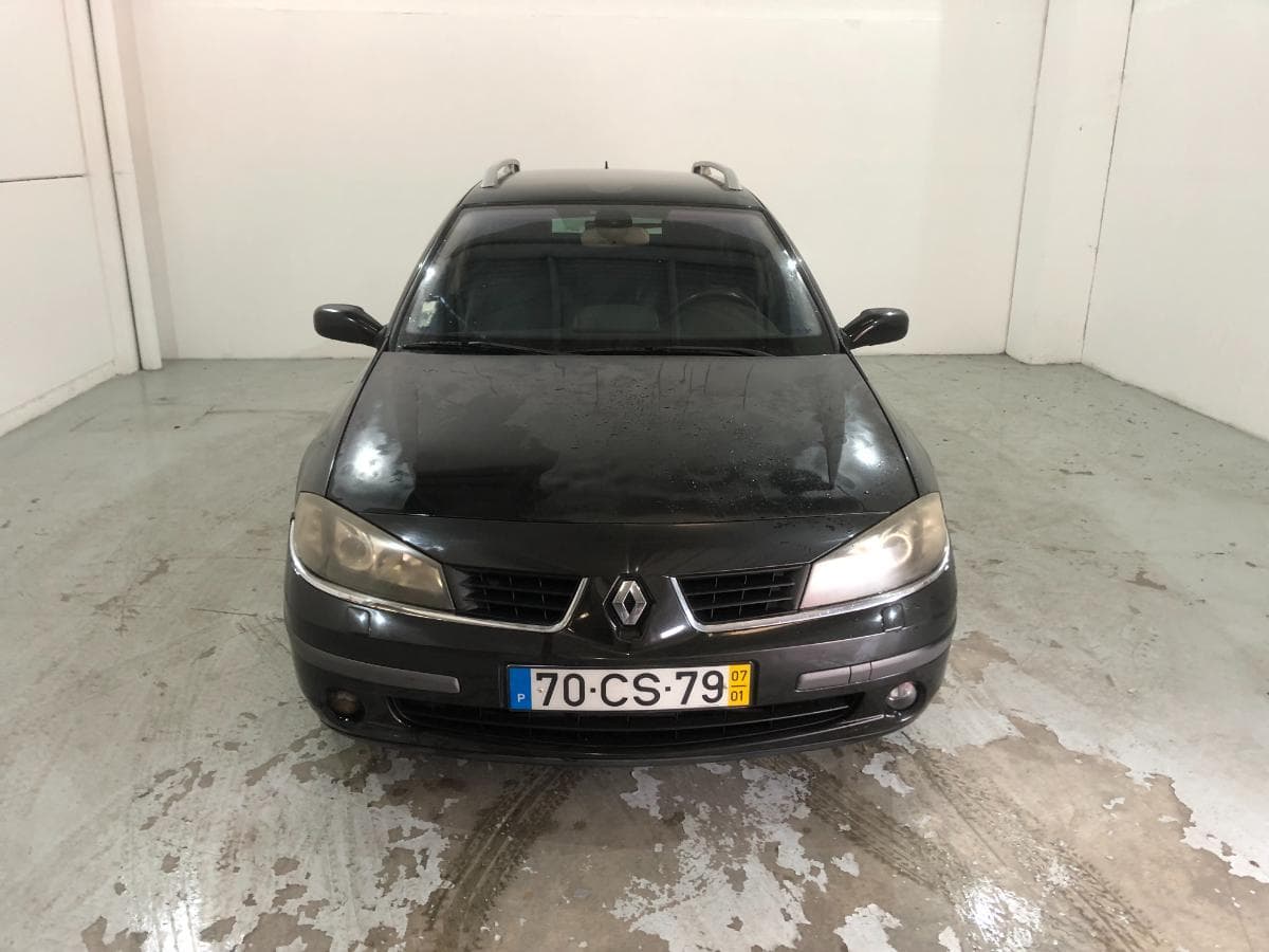Renault Laguna 2.0 DCI · Ano 2007 — imagen 3