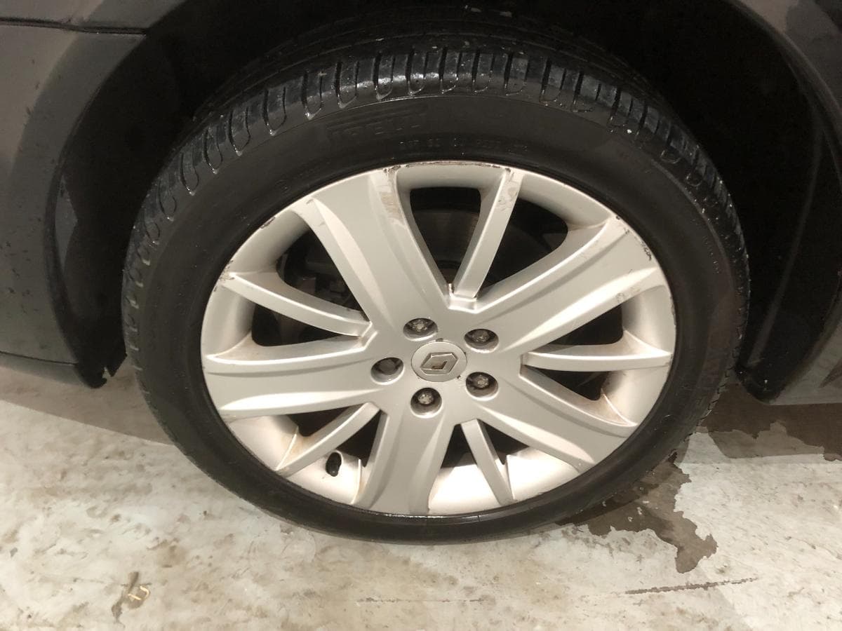 Renault Laguna 2.0 DCI · Ano 2007 — imagen 13