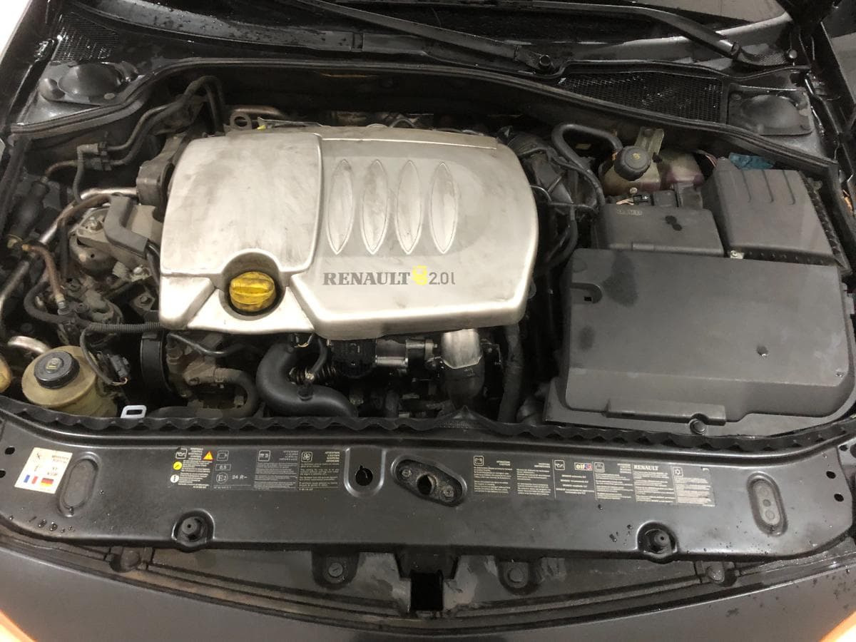 Renault Laguna 2.0 DCI · Ano 2007 — imagen 4