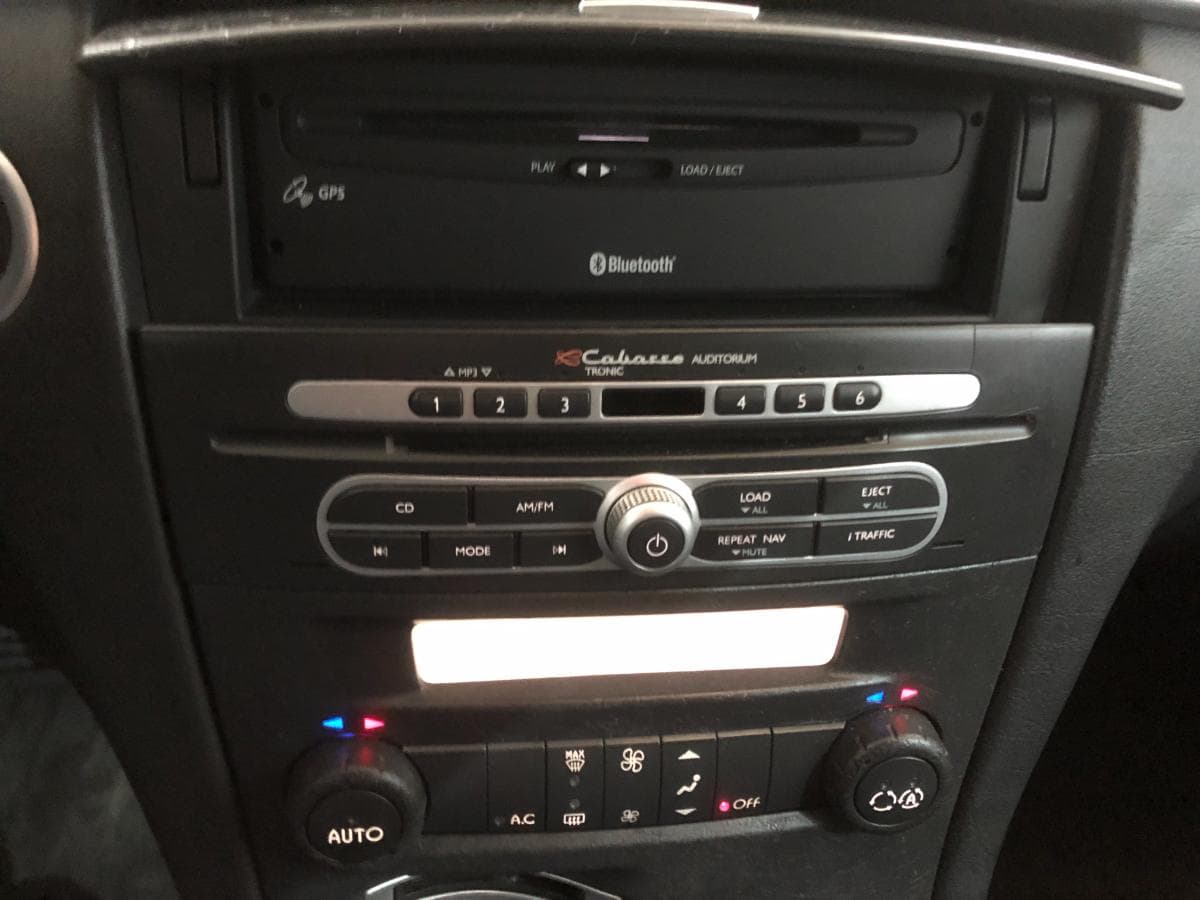 Renault Laguna 2.0 DCI · Ano 2007 — imagen 26