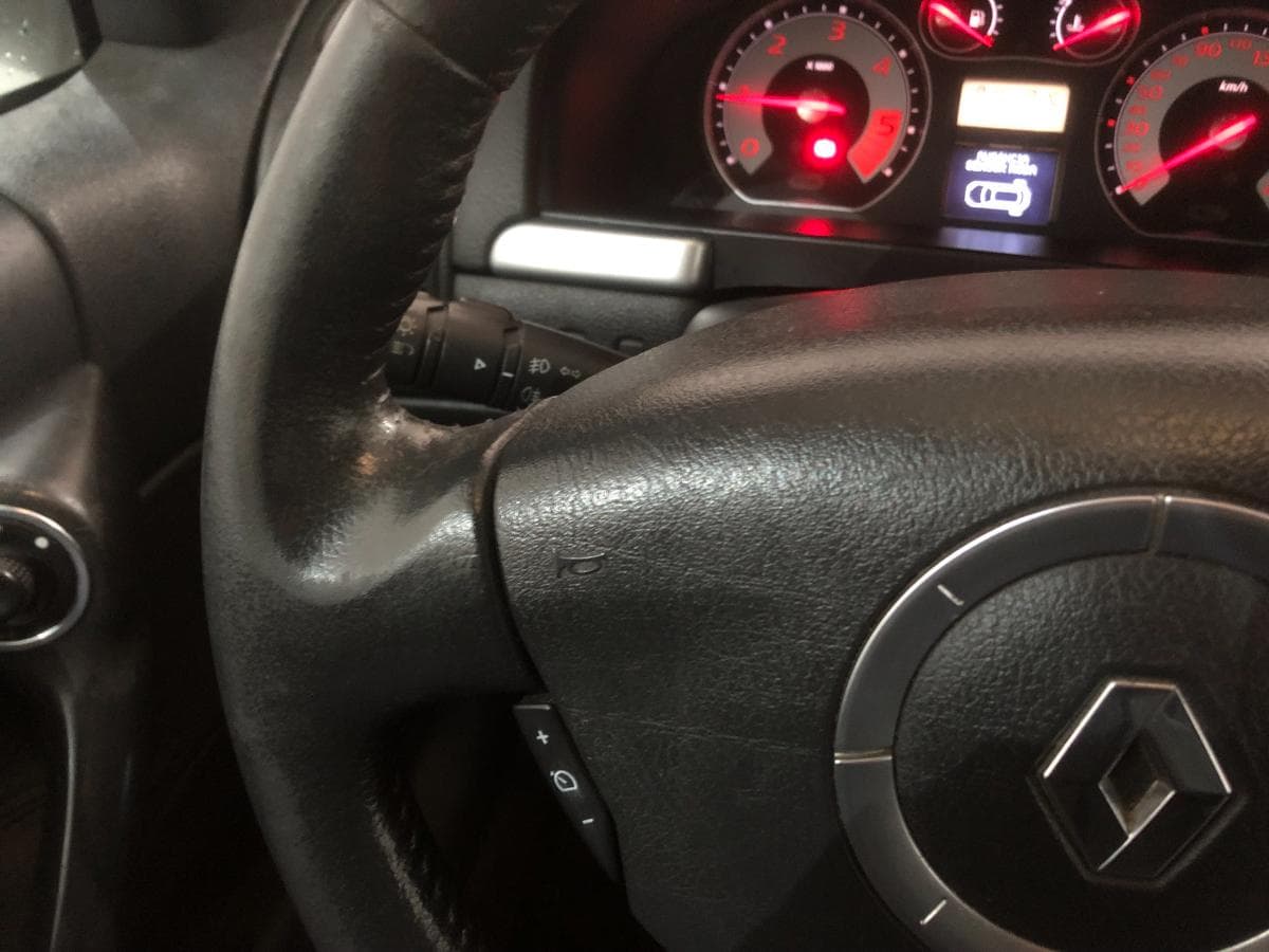 Renault Laguna 2.0 DCI · Ano 2007 — imagen 41