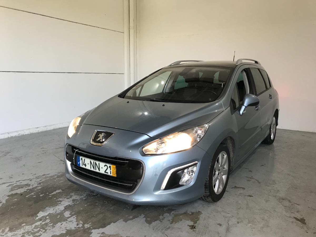 Peugeot 308 1.6 HDI · Ano 2013 — imagem 4
